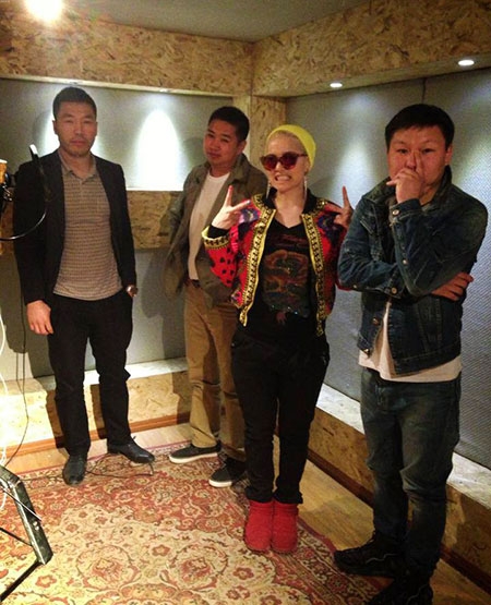 “Татар” хамтлаг Укатай хамтран шинэ уран бүтээлийн ажилдаа оржээ